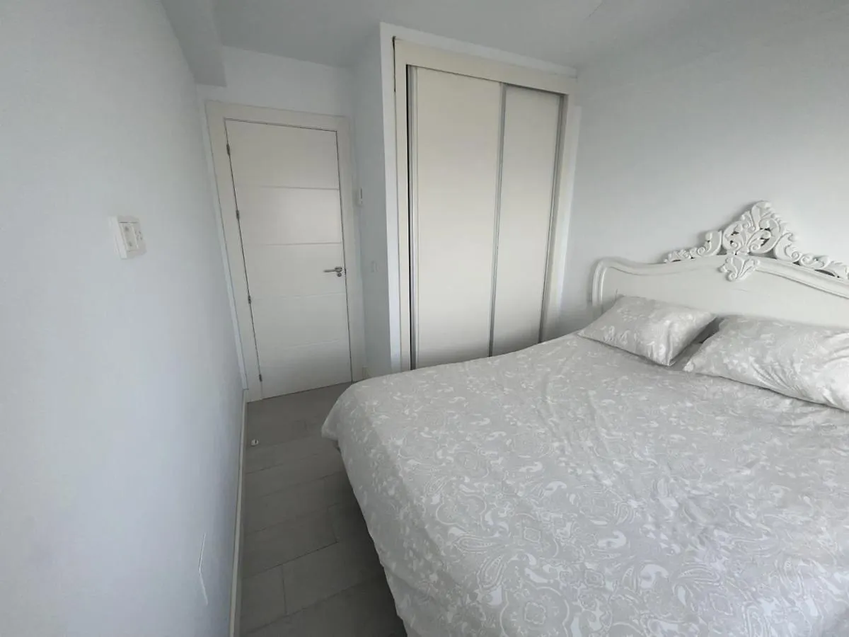 Piso A 50 M Del Mar - Mejores Vistas De טורה דל מאר דירה