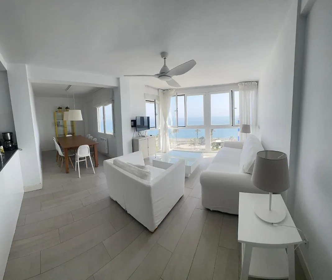 Piso A 50 M Del Mar - Mejores Vistas De טורה דל מאר דירה