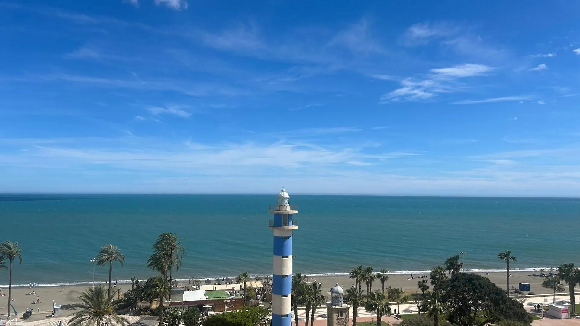 Apartamento Piso a 50 metros del Mar - MEJORES VISTAS de Torre del Mar